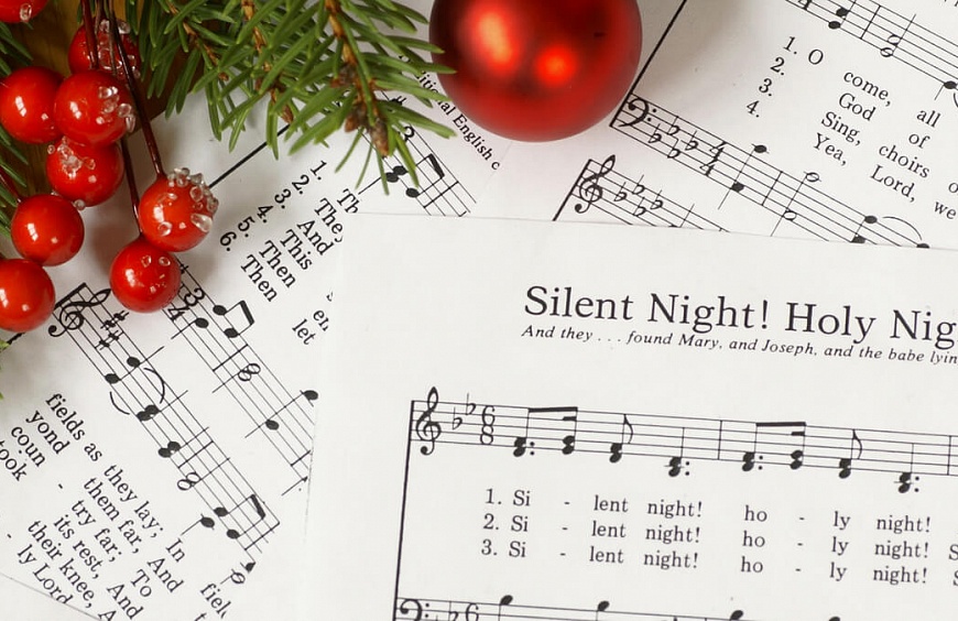 Все великолепие Рождественской хоровой классики в Various Artists Christmas Light Trails: уже в продаже