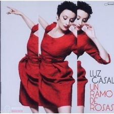 LUZ CASAL - UN RAMOS DE ROSAS (BEST OF 2011) CD