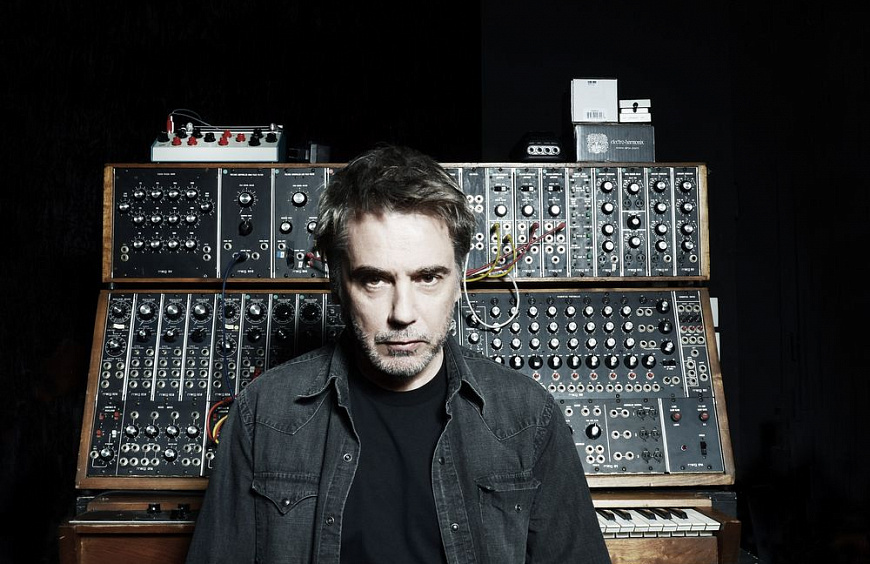 Компиляция творчества Jean-Michel Jarre: открываем предзаказ уникального издания великого пионера электроники
