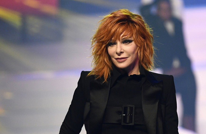 Mylene Farmer в Soul’s Sound: Plus Grandir: Best Of 1986-1996
