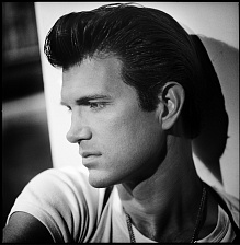 Chris Isaak в Soul's Sound: открываем предзаказ Heart Shaped World 