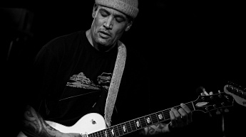 Выходит переиздание дебютного альбома Ben Harper ─ Welcome To The Cruel World